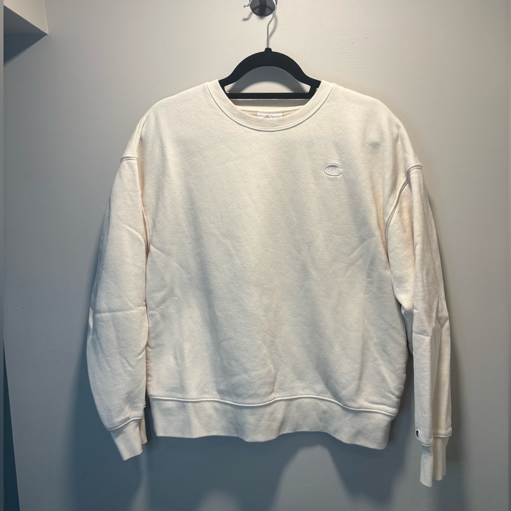 Champion Women's Cream Sweatshirt
